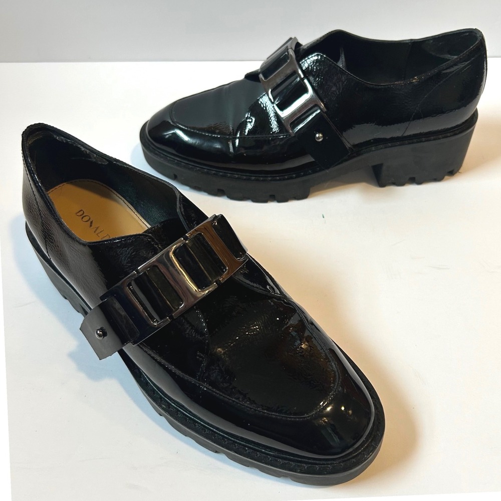 Donald Pliner Eames Loafers Women 8M Black Patent Leather Chunky Lug Sole Buckle